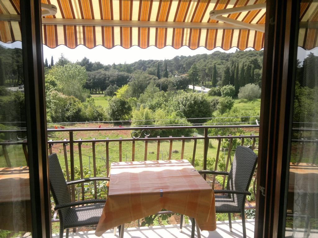 Lino Apartments Rovinj Buitenkant foto