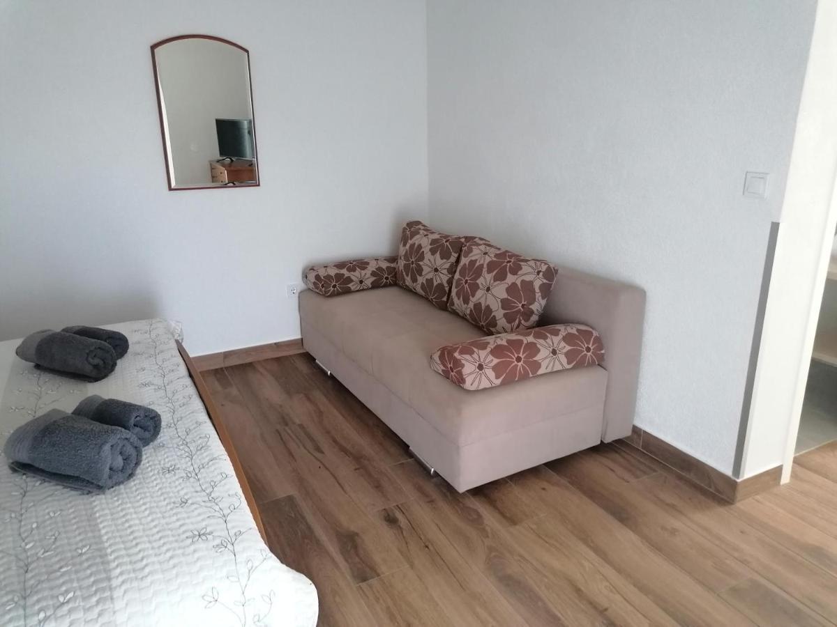 Lino Apartments Rovinj Buitenkant foto